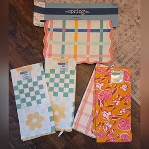 The Spring Shop Multicolor Table Runner And Towels - Plaid & Floral Set